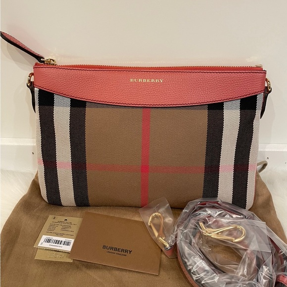 Burberry Bags Burberry House Check Derby Peyton Crossbody Clutch